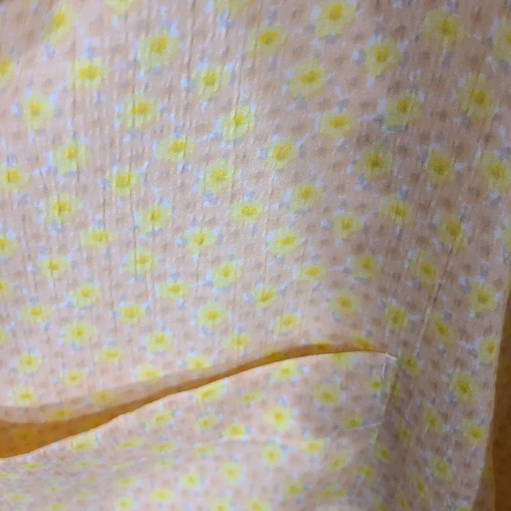 Levis San Francisco CaL L Yellow Floral‎ Short Sleeve Shirt Casual Travel